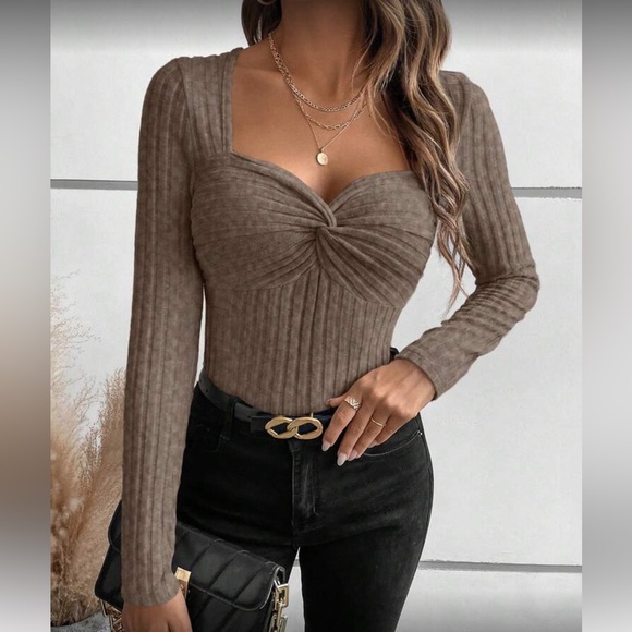 Elegant Brown Ribbed Long Sleeve Top